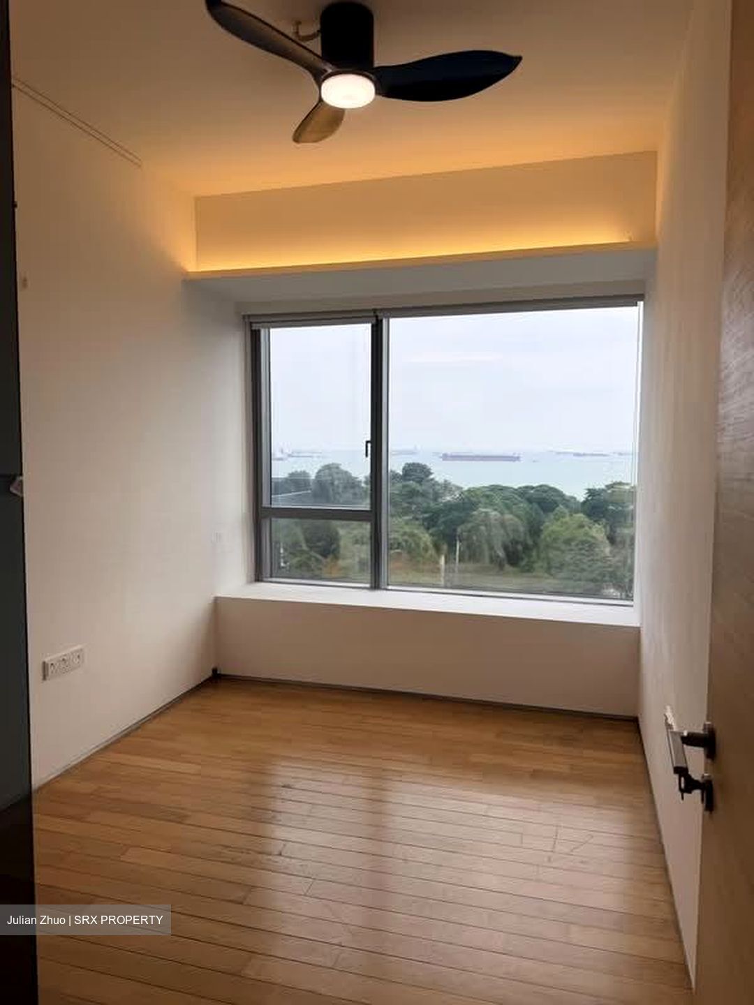 SilverSea (D15), Condominium #591307721